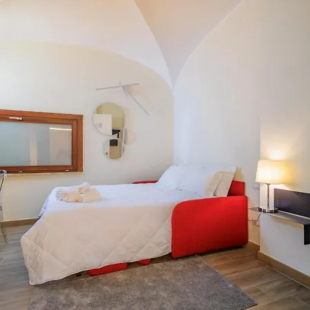 Mater Rooms&suites, Self Check In 4* Рим